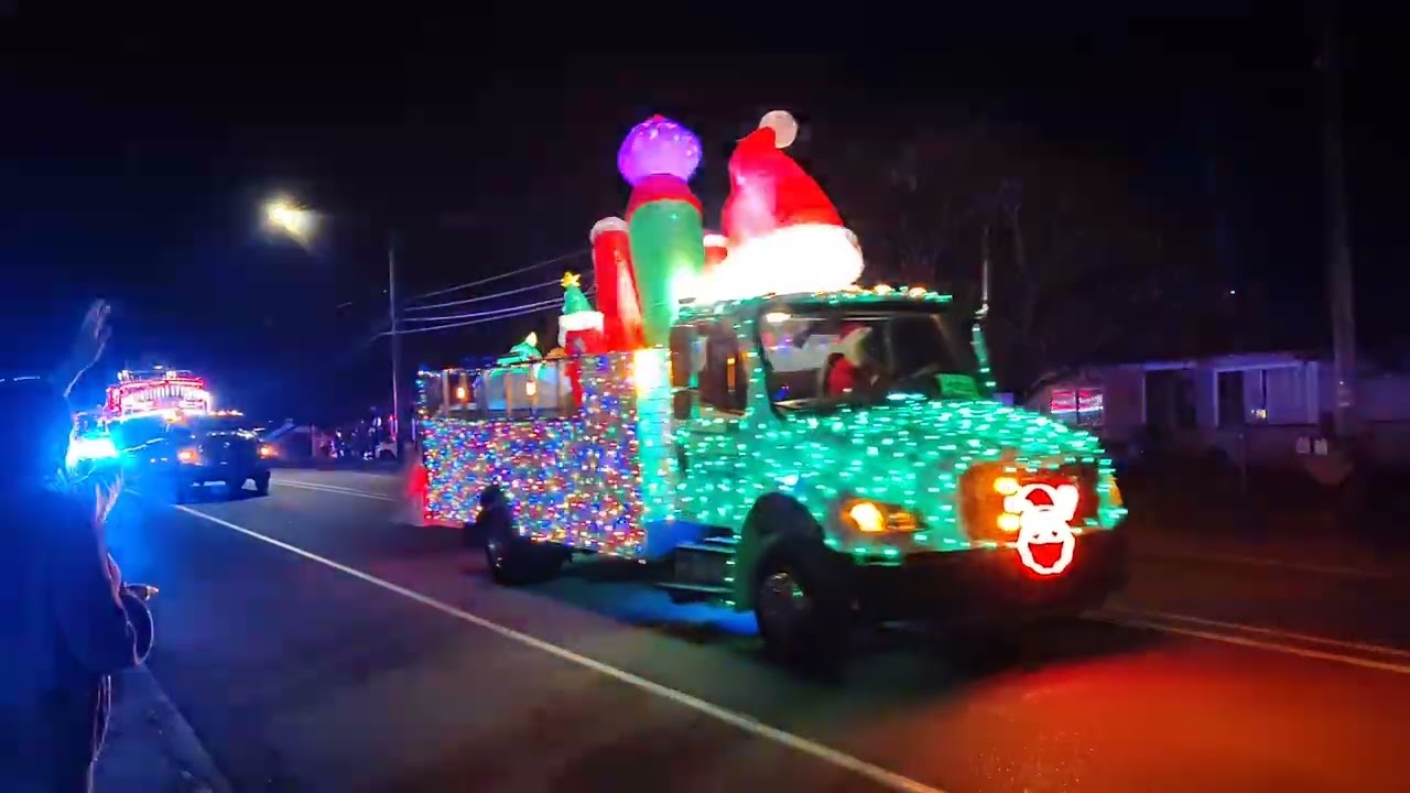 D.R. Johnson Memorial Timber Truckers Light Parade from Riddle to Myrtle Creek 2025.