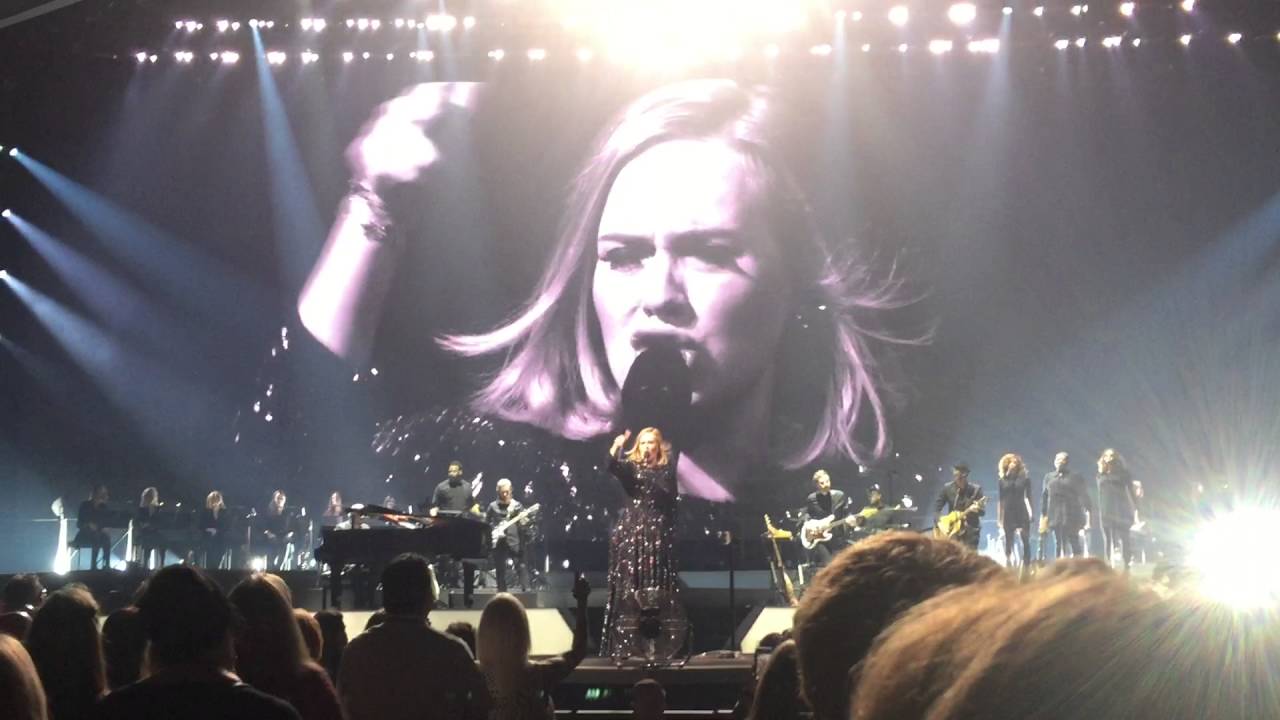 Adele - Rumour Has It - Live - KeyArena, Seattle (26/07/2016)
