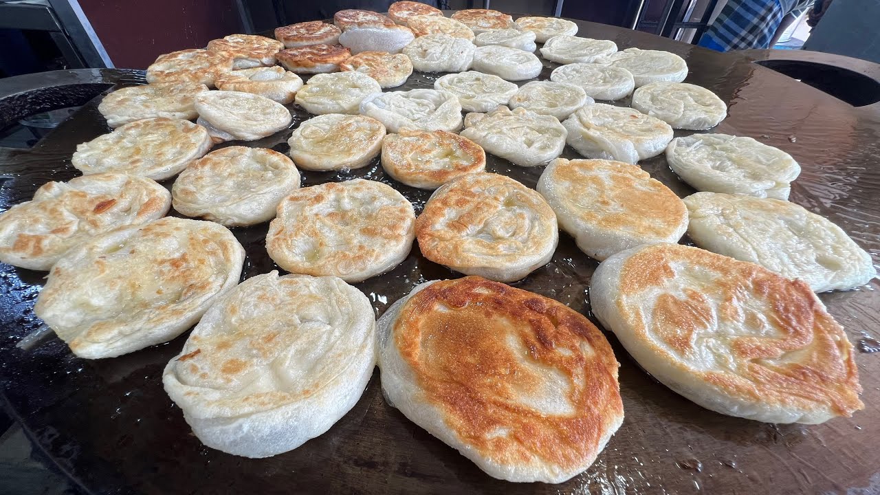 Bulk Making of Bun Parotta | Madurai Street Food