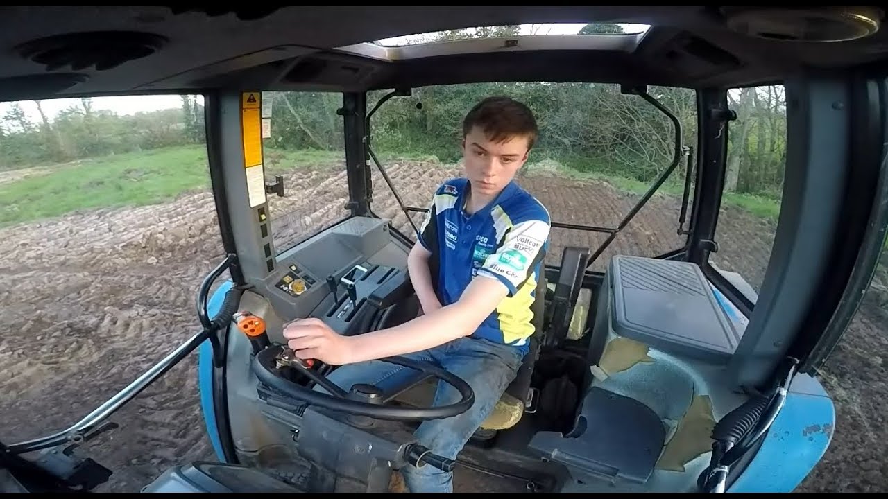 Ford 7840 - Powerharrowing - GoPro HD