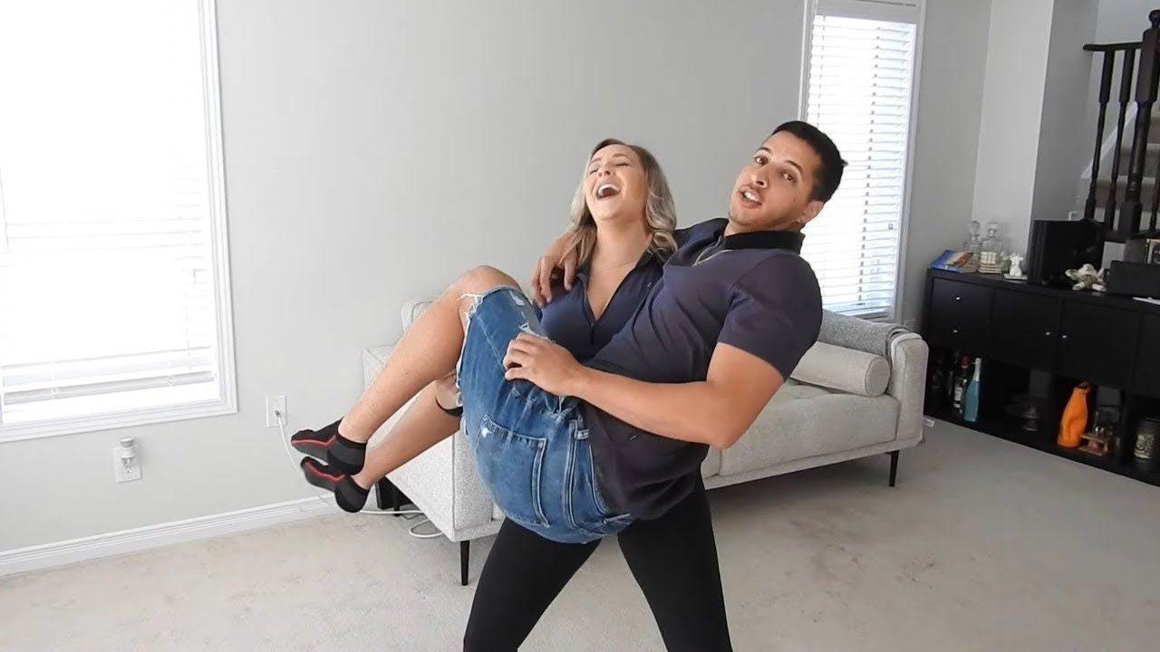 LIFT AND CARRY | GIRL LIFT CARRY MAN