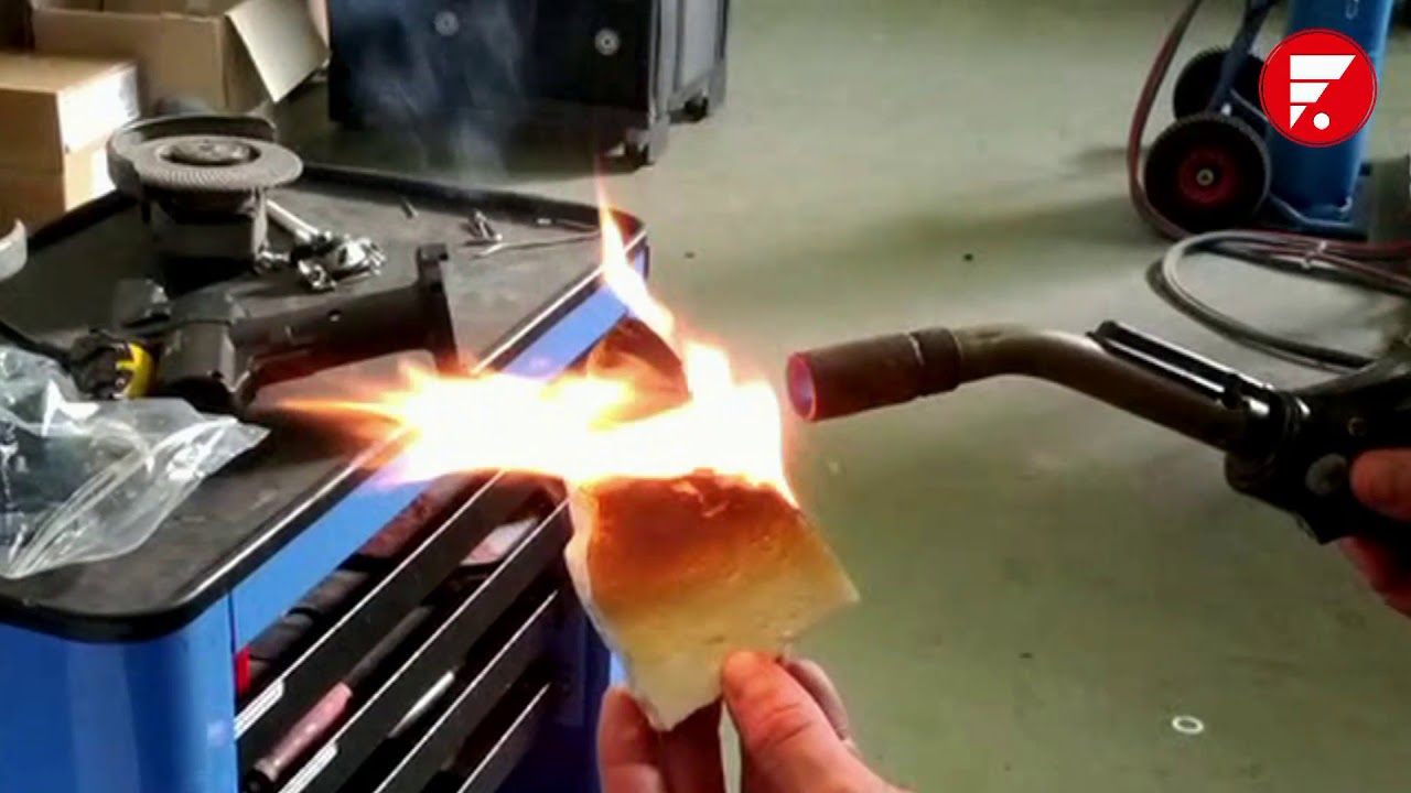 Euroclass E polyurethane foam