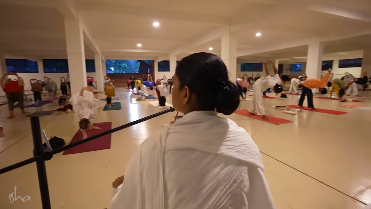 Living in the Isha Yoga Center as a Sadhanapada Participant