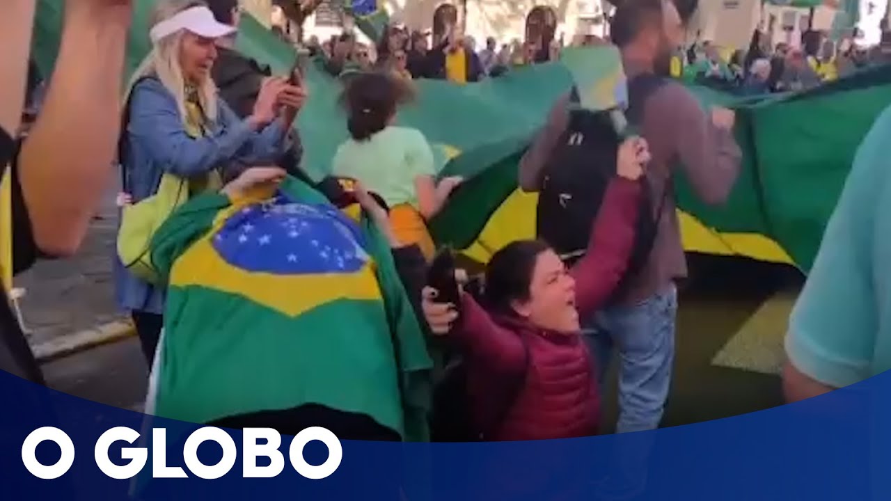 Bolsonaristas comemoram falsa prisão de Moraes e 'fraude confirmada' e viralizam nas redes