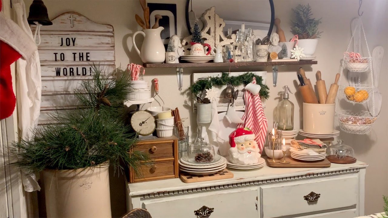 Christmas Home Tour : This Christmas, Watch This Home Tour From Inside!