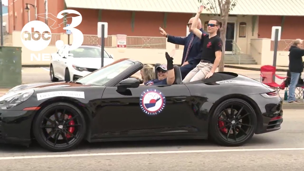 Pensacola, Florida Veterans Day Parade