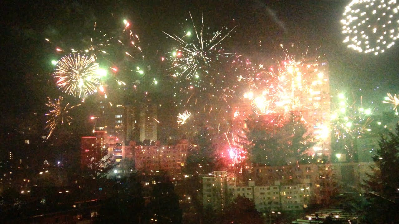 Berlin Silvester 2023/24 | 0:00 Uhr aus dem 7. Stock (Uncut)