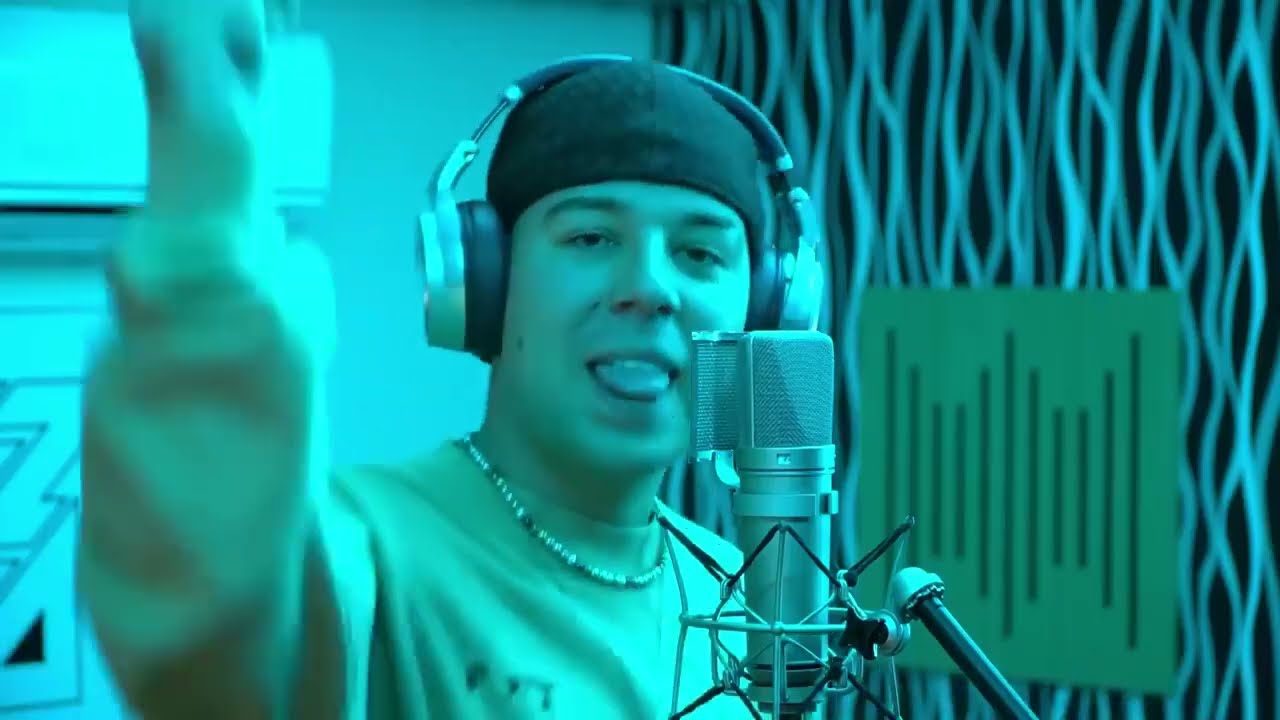 QUEVEDO ft BZRP No fuimos en una empezamos a la 1 y con la nota r&aacute;pido nos dieron las 3(Session #52)