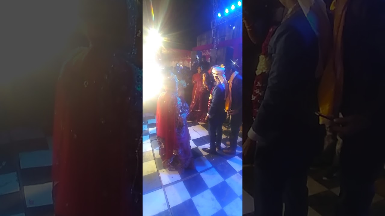 shaadi Mein couple dance Kotputli Chetan Kumar Meena Delhi Police