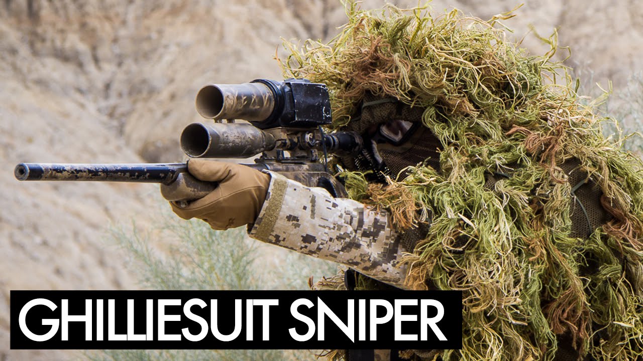 Ghillie Sniper - Novritsch using a Ghillie suit