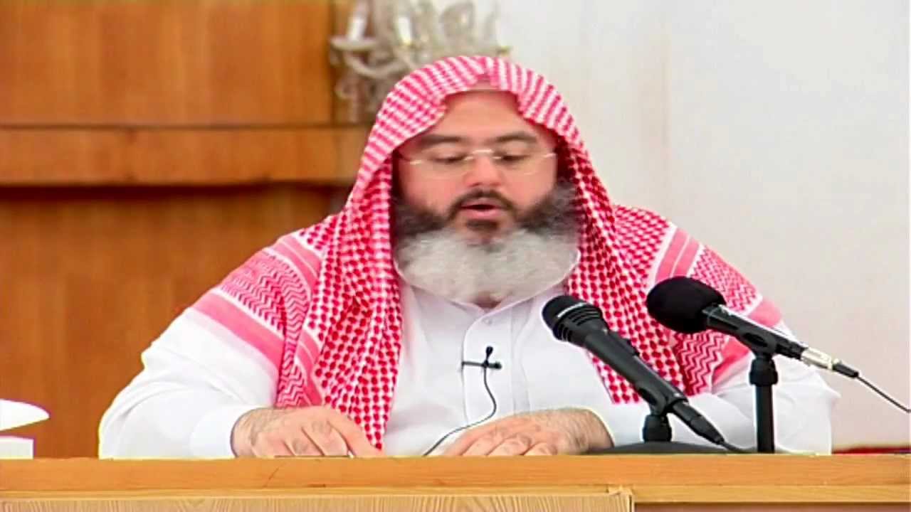ما حكم الاستعاذة في الصلاة وما صفتها ؟