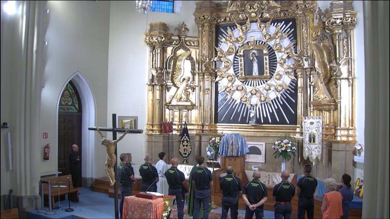 Novena a la Virgen. Día 12: Por los bomberos. La Virgen de la Paloma es su patrona.