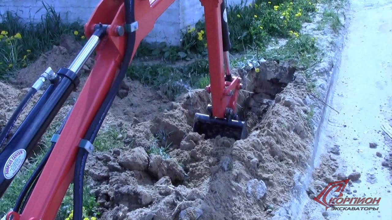Прицепной мини-экскаватор 