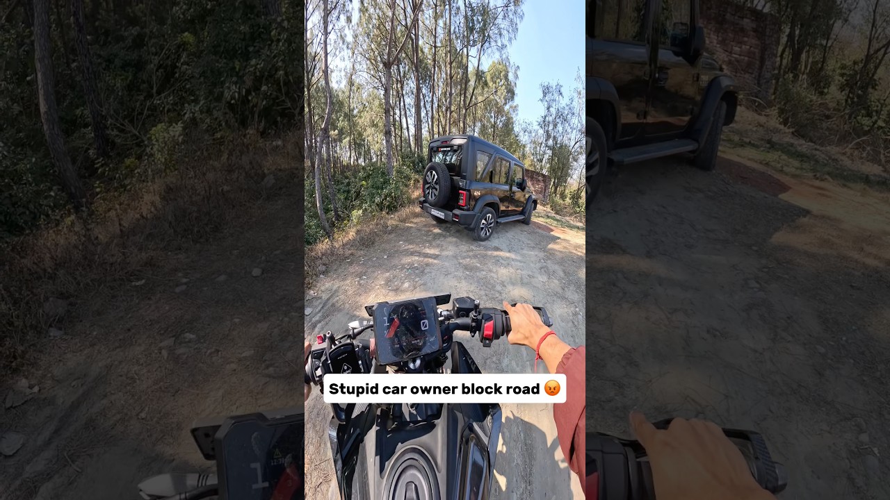 Stupid car owner block road 😡