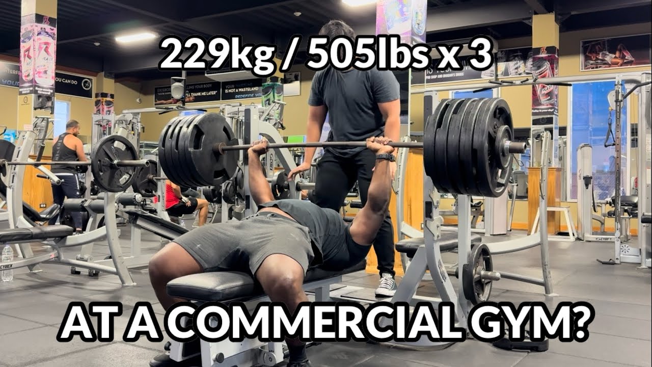 The Build Day 15 - Commercial Gym Bench Workout | 505lbs x 3