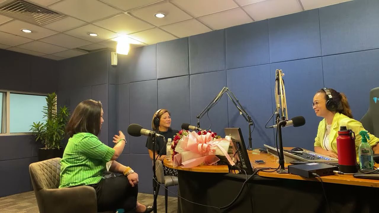 Ali Sotto and Pat-P on Eagle FM 95.5 Booth