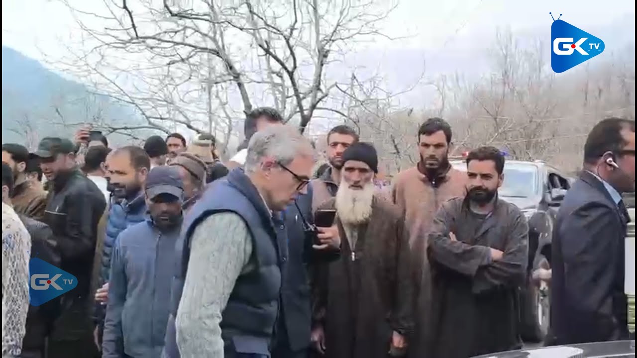 Omar Abdullah visits Kangan to offer condolences to family of Faqir Khan