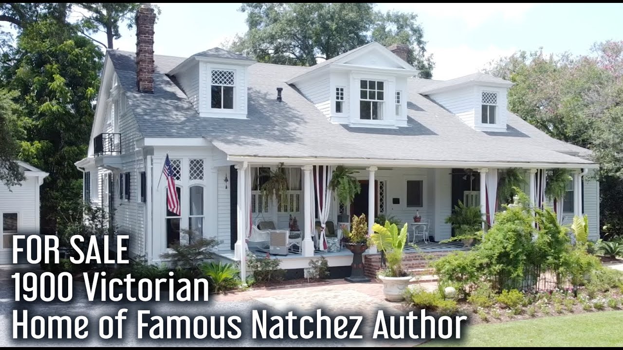 FOR SALE: 1900 Victorian Home of Famous Natchez Author