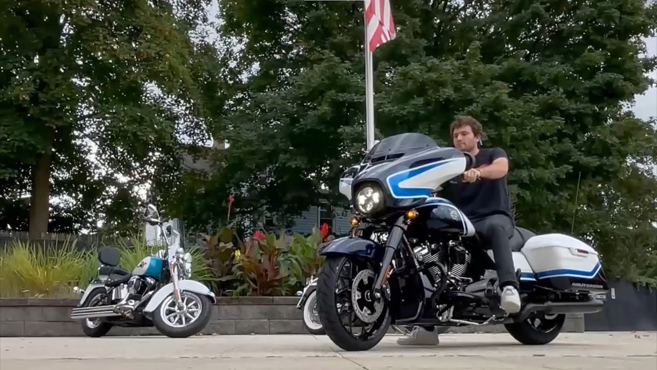 2021 Harley-Davidson® Street Glide® Special Arctic Blast – Special Edition | Empire Harley-Davidson