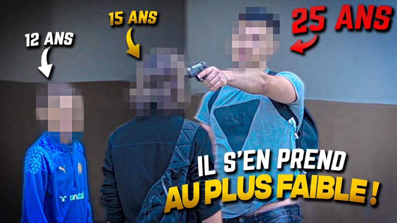 IL RACKETTE UN ENFANT AVEC UNE ARME ! ( CAM OFF )