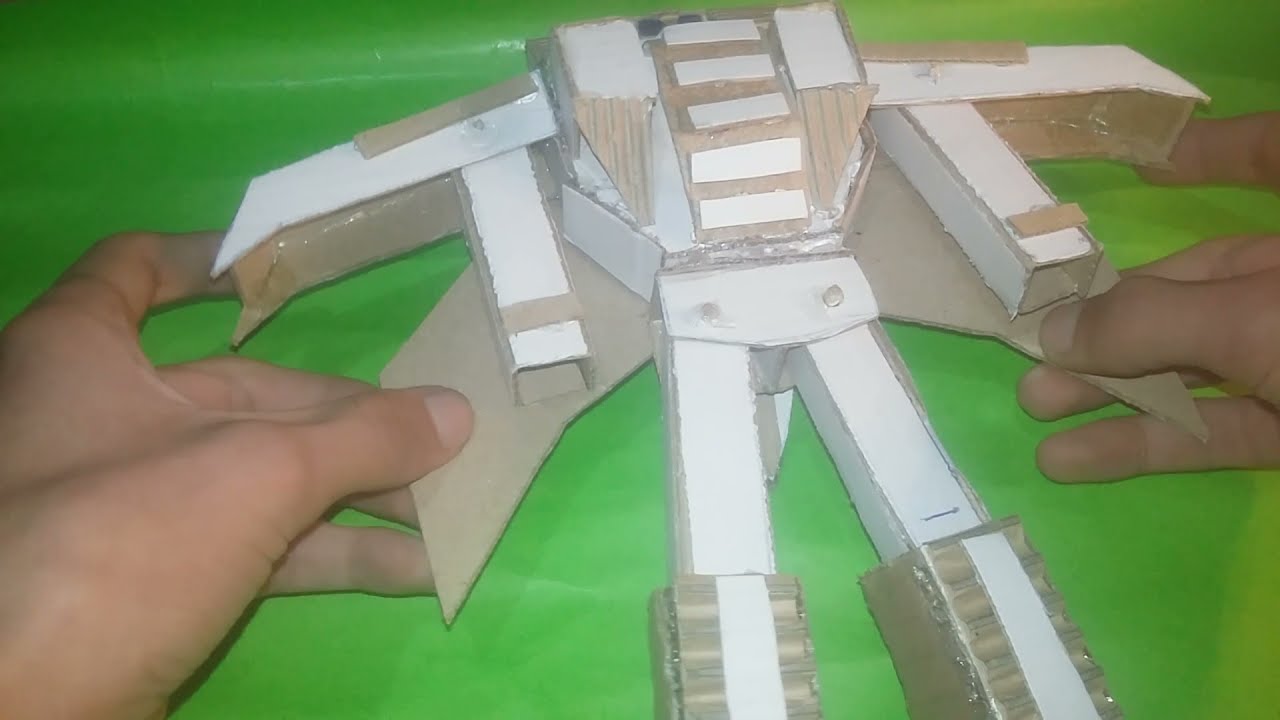 Hice un robot transformer de carton/ hice un avion transformer de carton