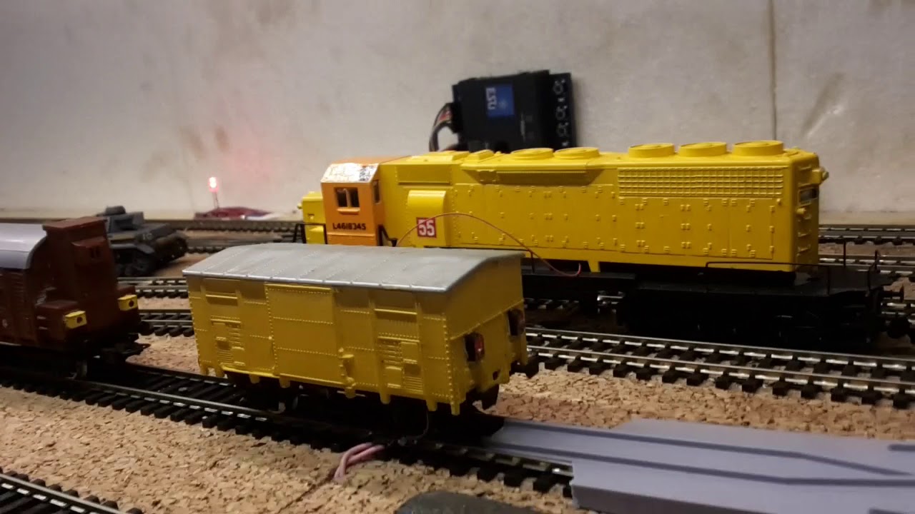 circuito luci coda lampeggianti effetto flash stobo per treni H0