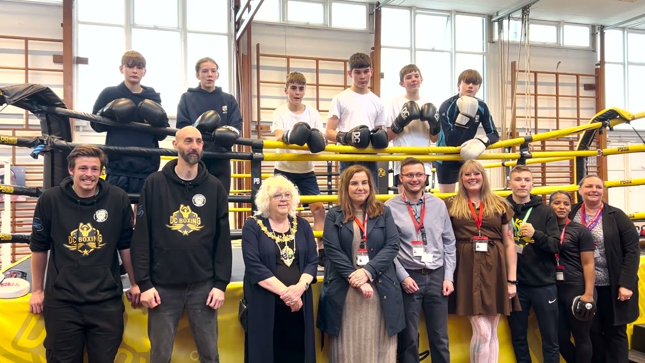 Dinnington Boxing: Bringing the Sweet Science to school