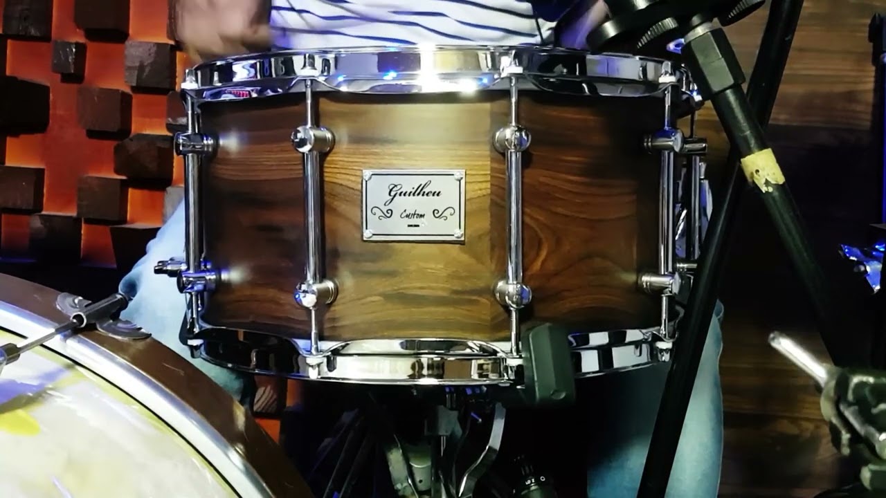 sound check caixa 14x7 louro preto Guilheu custom