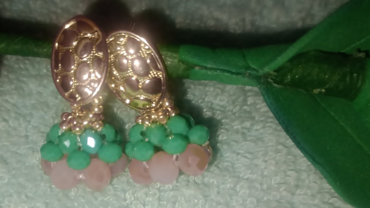 ARETES PEQUEÑOS DE CRISTALES 
