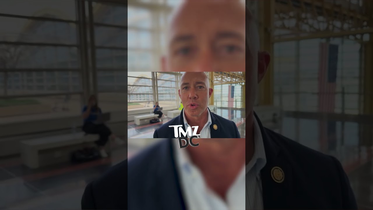 Конгрессмен Брайан Маст рассказывает о трудностях прохождения контроля TSA с протезами ног.