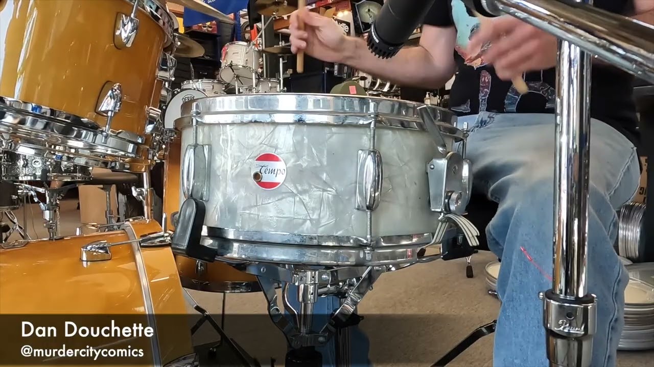 Tempo 5.5x14 MIJ 1960s Snare Drum in White Marine Pearl (preowned)