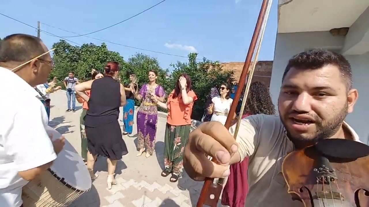 Ahmet Uygun ve Hüseyin Uygun Saz Ekibi Çanakkale Saraycık Köyünde Düğünde