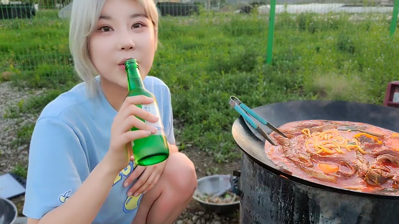 이슬만 먹는 여자