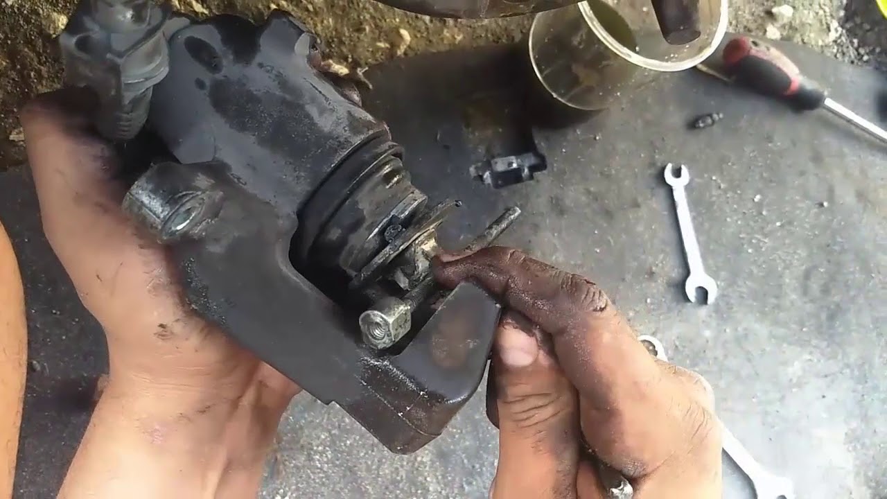 Cambiar Balatas traseras de jetta Golf Clasico y otros facil con herramienta hecha en casa