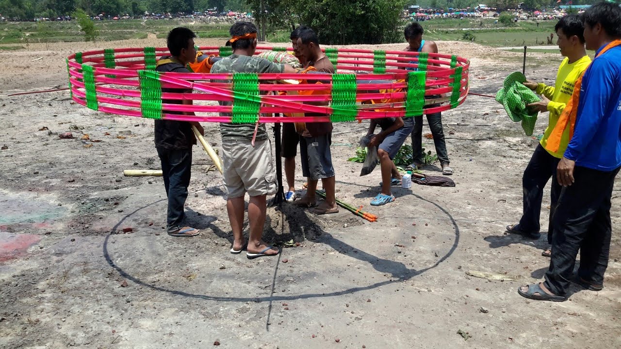 Copyright Dijahtal Arts Parachute opens successfully, thank god!  Kutwa rocket festival 2019 Kalasin