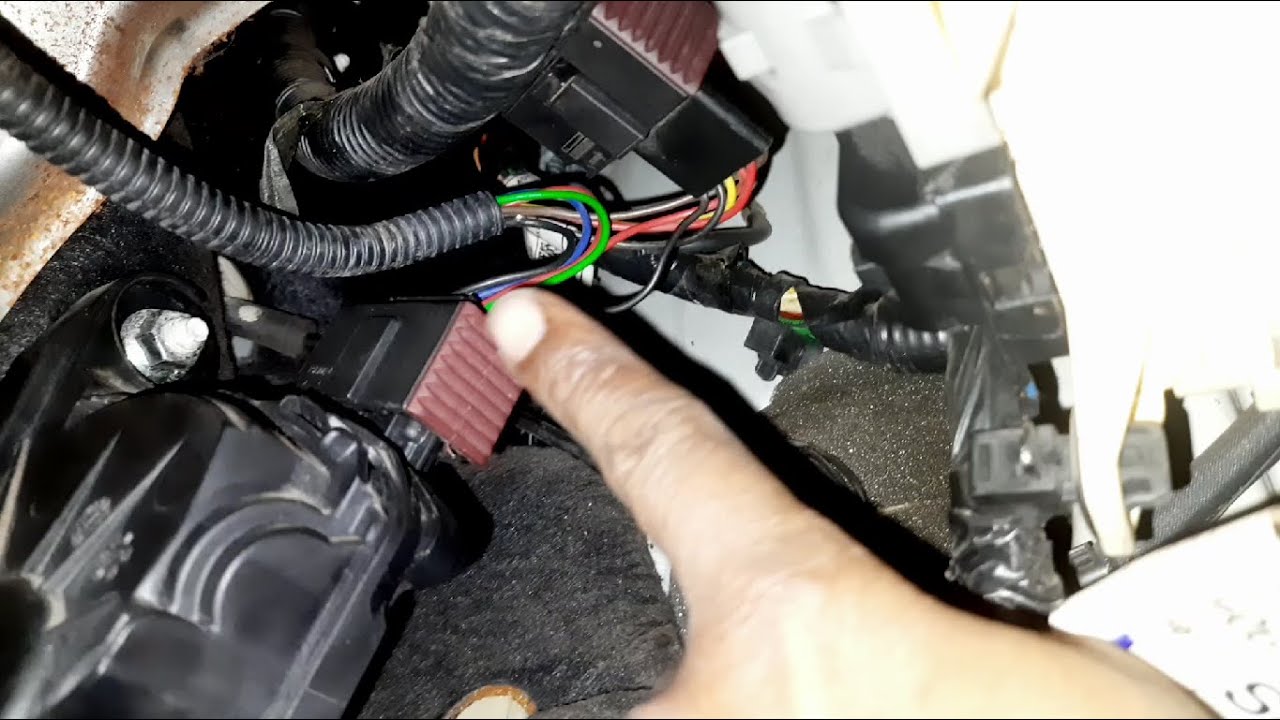 pickup stuck suddenly \\ rpm fixed problem \\ accelerator pedal not working \\ code P2123 & P2128