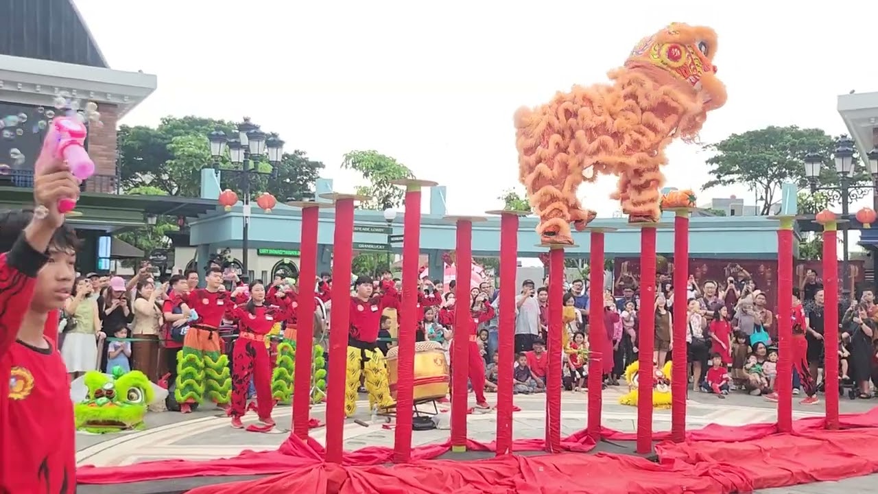 Barongsai GenZ Jago Joget TokTok