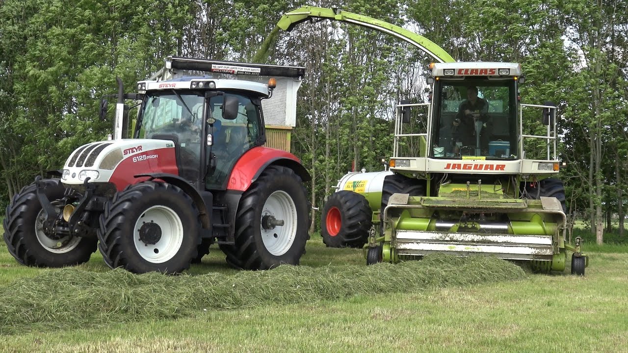 Gras hakselen met Claas Jaguar 860, Steyr 6125 Profi, Fendt 916 & 818 Vario (2016)