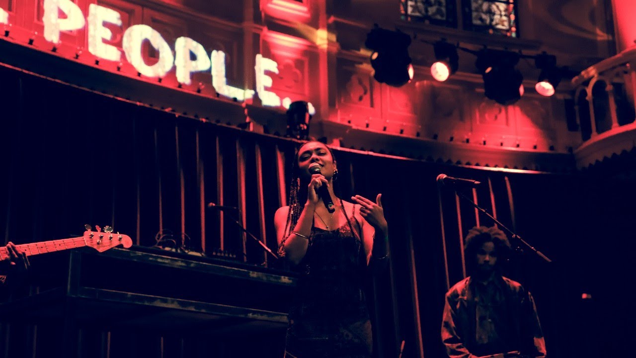 Sydney Lowell - I Pen This Poem To You (live at We The People Poetry Night)
