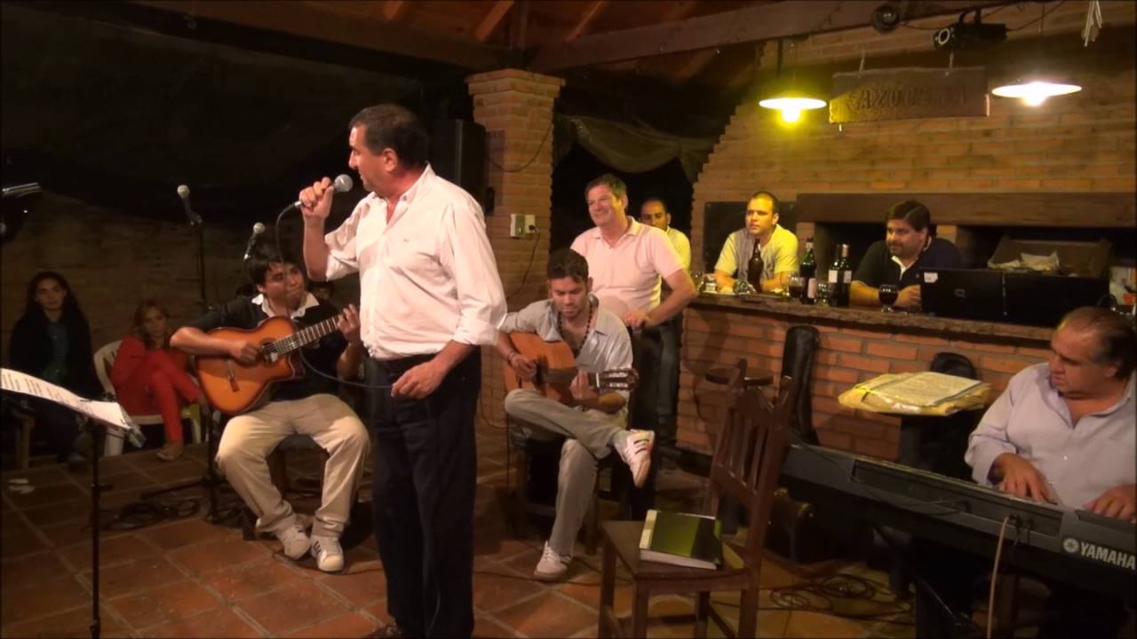 DE PANDORGA Y MIEL (de Mateo Villalba, Ricardo Romero, Antonio Tarrago Ros)