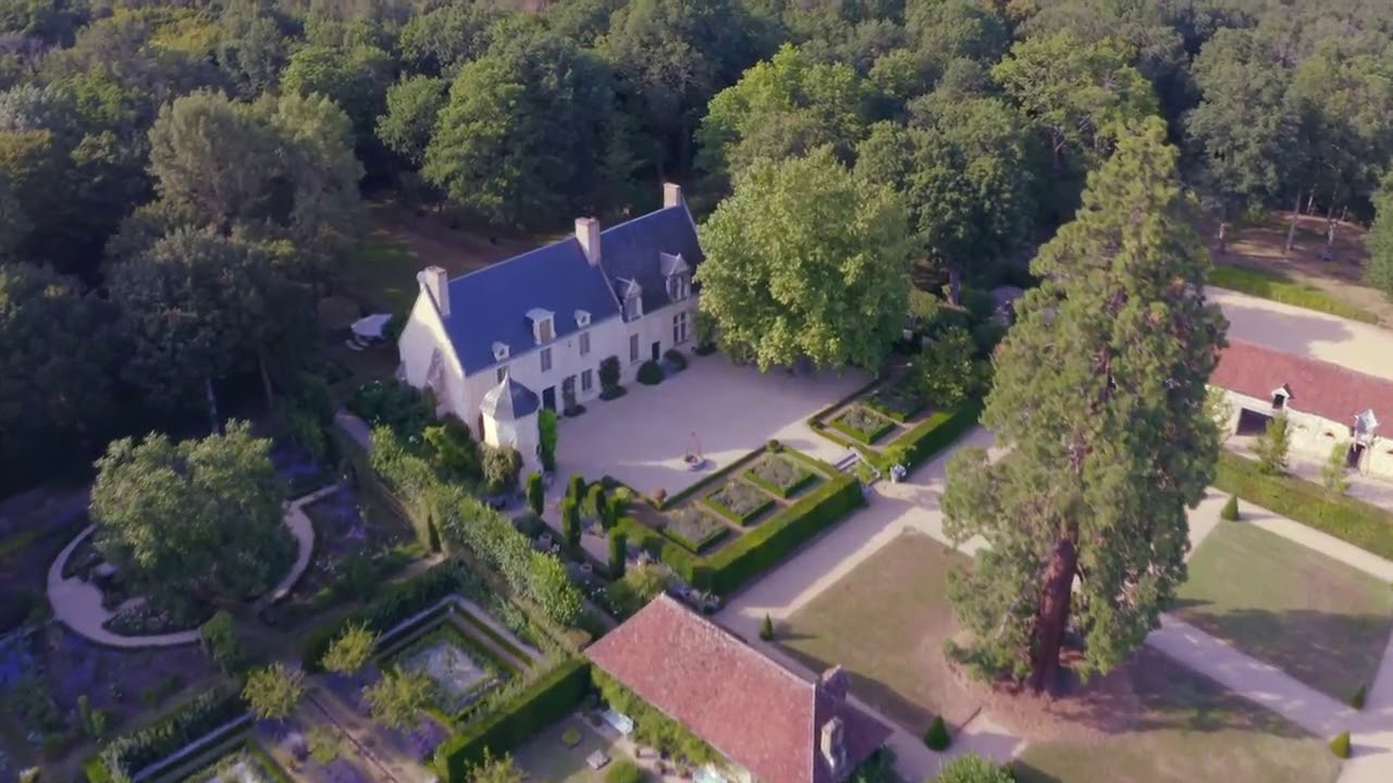 Le Domaine de Poulaines &ndash; M&eacute;moires du Futur &ndash; Parcs et Jardins du Centre Val de Loire 🍃