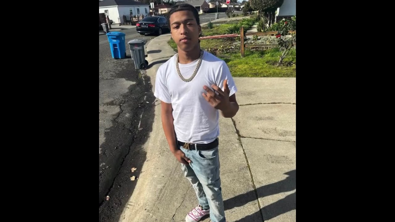 [FREE] LulDame23 - Poppa Got Bandz Type Beat 