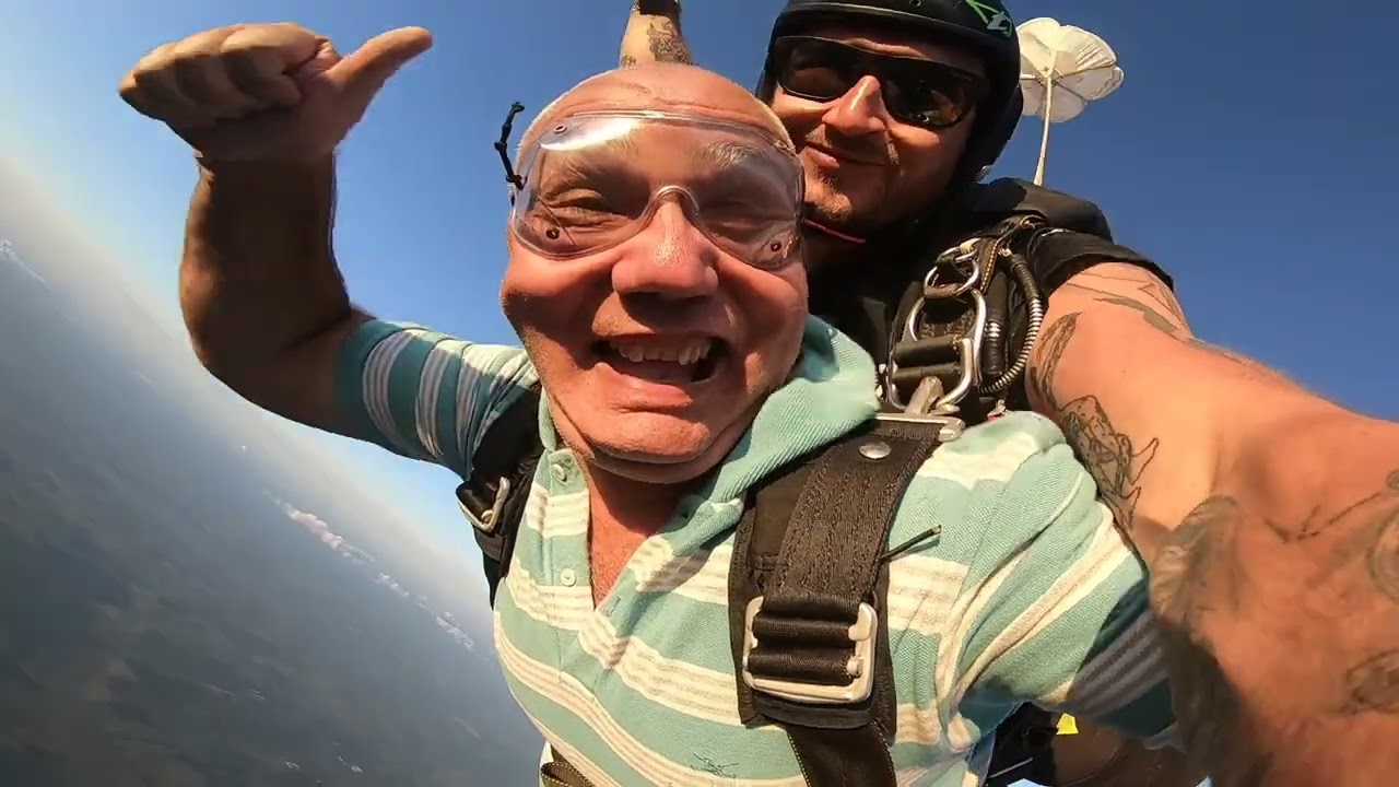 Salto en Paracaídas - Enrique