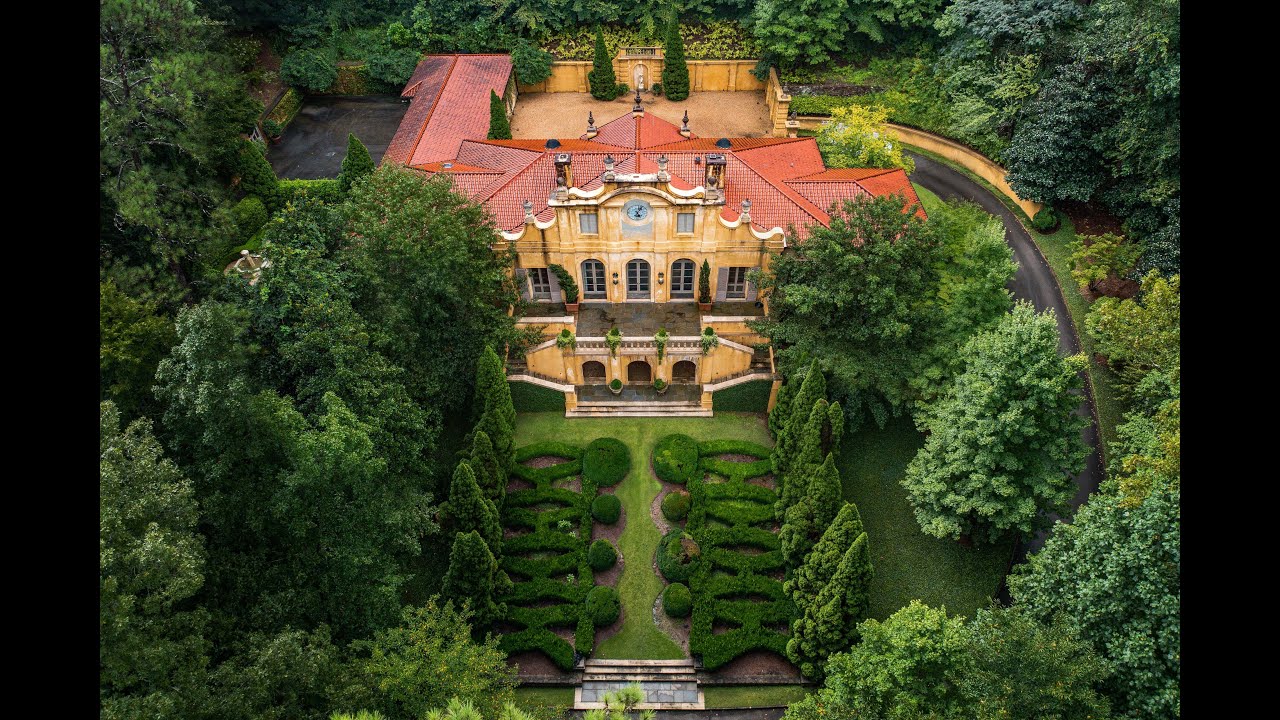 $3M Mediterranean Architecture in Mountain Brook, Alabama | Luxury Real Estate | 3373 Cherokee Rd