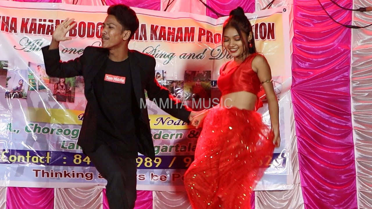 Aise Naa Mujhe Dekho_By KHA KAHAM BODOL || At Sutarmura Bazar
