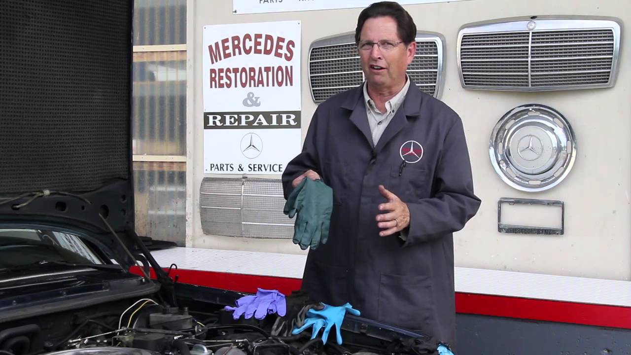 Mechanics Prolong Your Life: The Ideal Glove Protection When Working on Cars