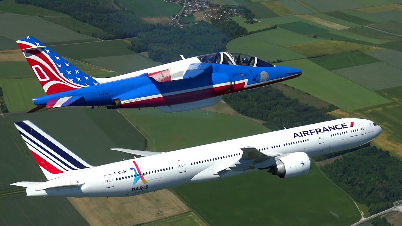 Air France B777 et la Patrouille de France : Vol ATHOS777