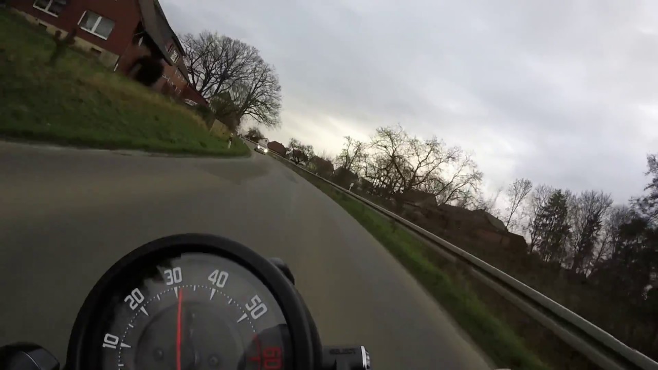 Yamaha MT01 mit Akrapovic - Sound & Emotion pur / Touching your heart / Abrissbirne auf Landstra&szlig;e
