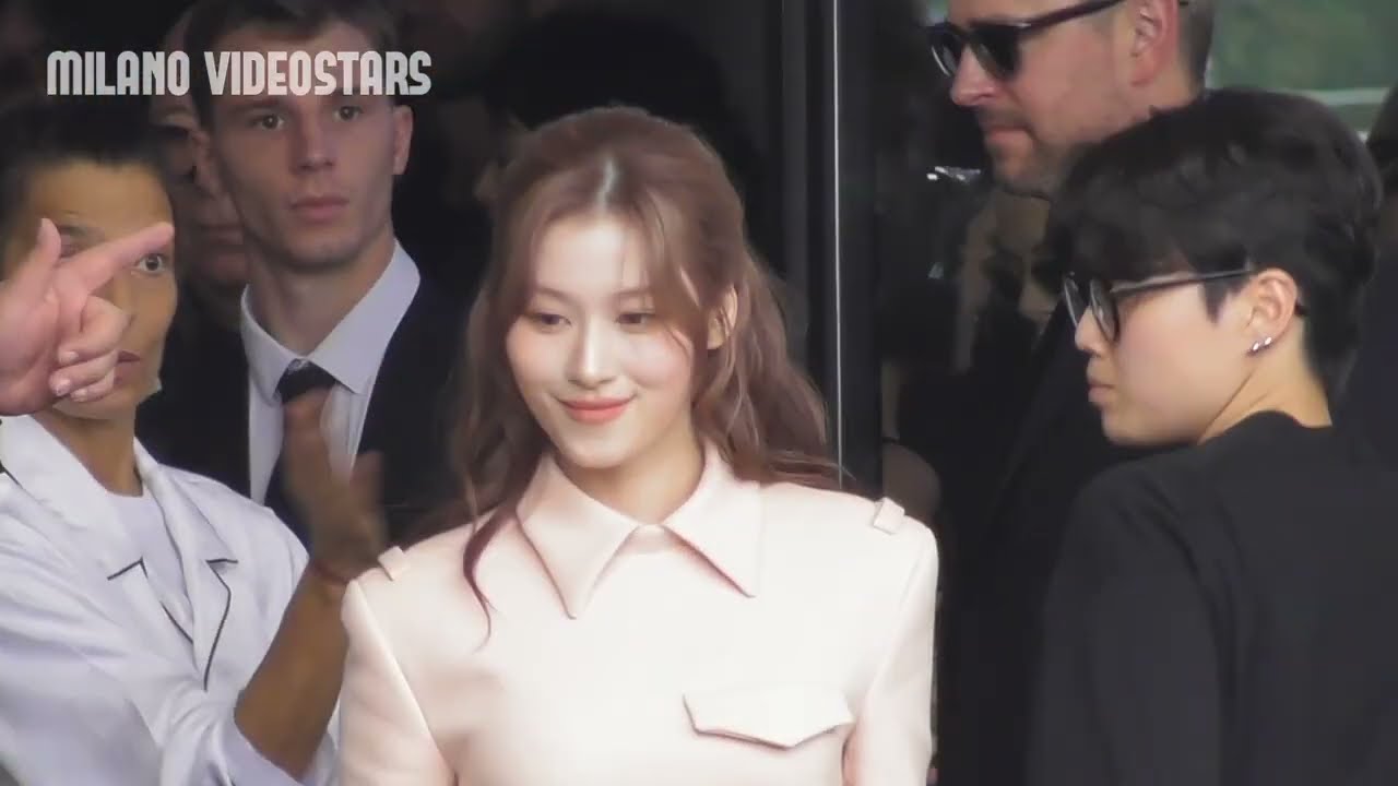SANA twice arrival @ Milan Fashion Week 21 September 2023 show Prada Milano