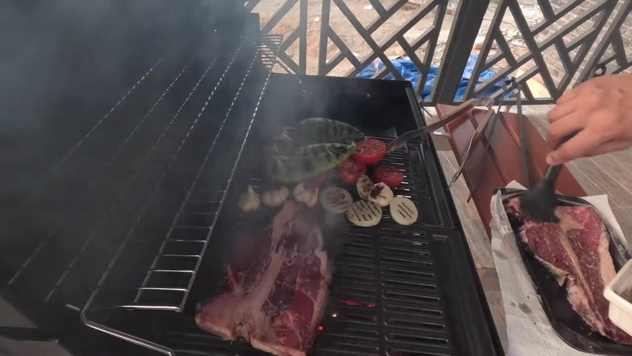 Guruss mangal ile dry aged t bone.